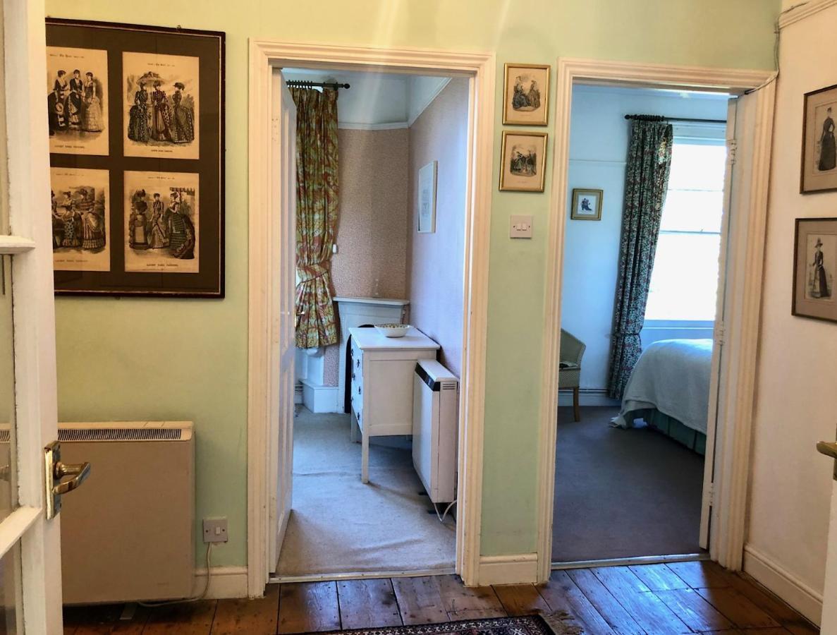Lauras Townhouse Apartments Dressmakers Salon 巴斯 外观 照片