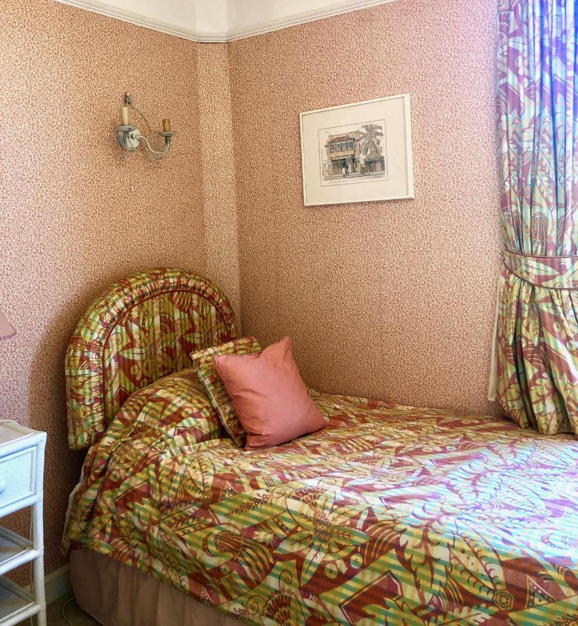 Lauras Townhouse Apartments Dressmakers Salon 巴斯 外观 照片