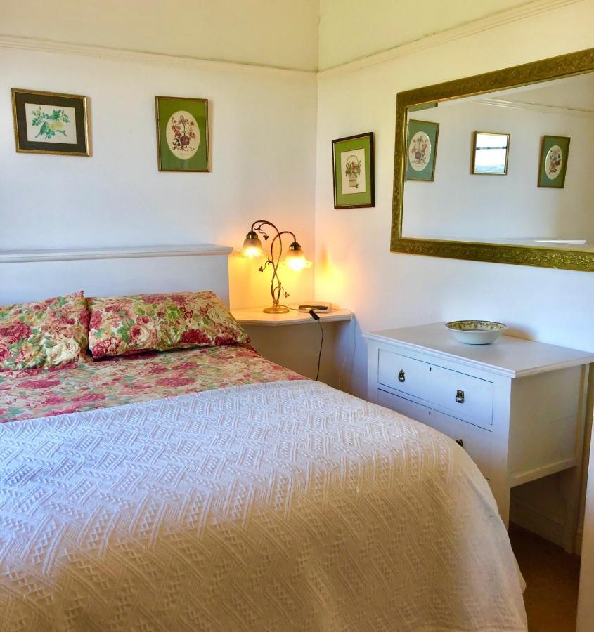 Lauras Townhouse Apartments Dressmakers Salon 巴斯 外观 照片